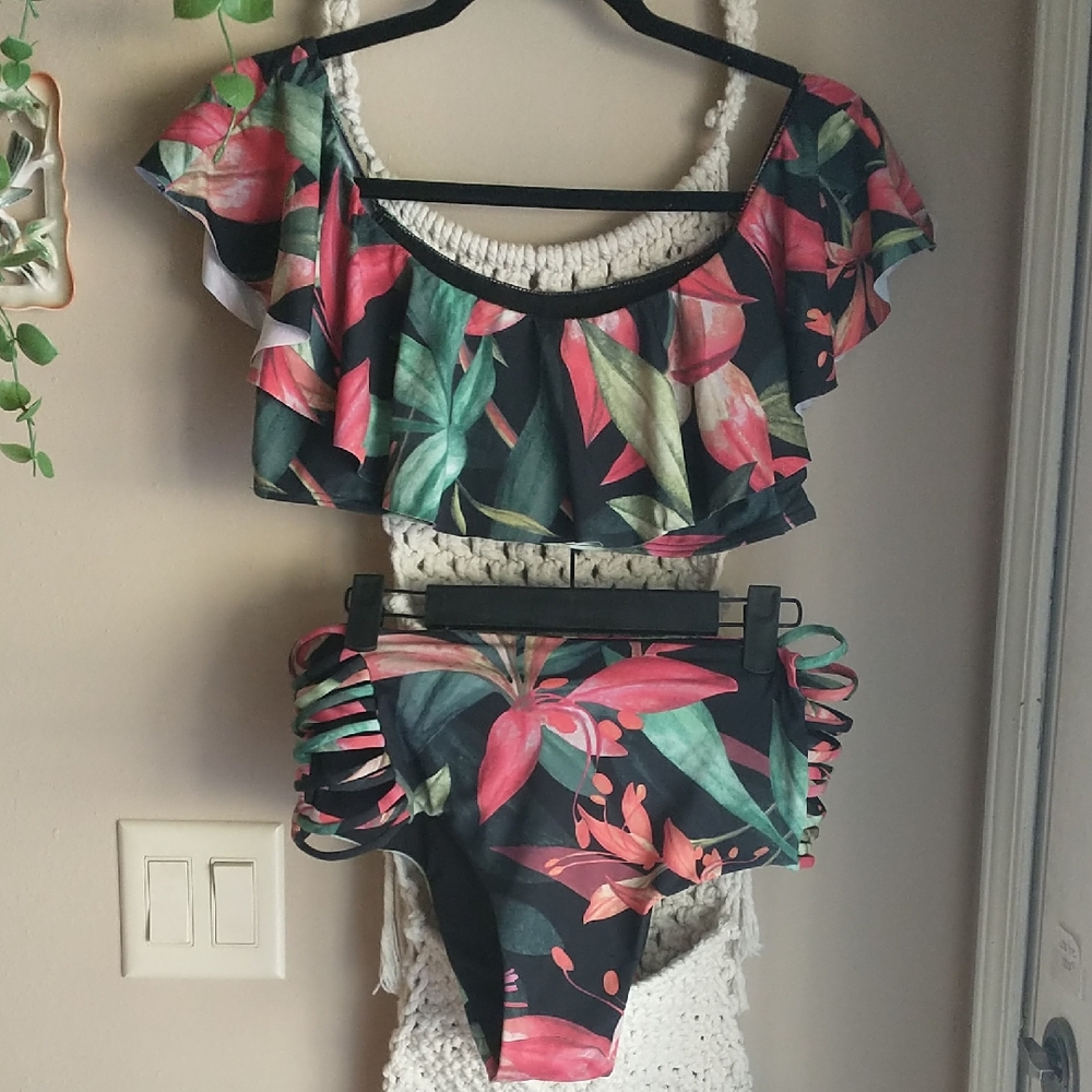 Envya Tropical Print 2 Piece Swimsuit Ruffle Off Shoulder High Rise Size Large